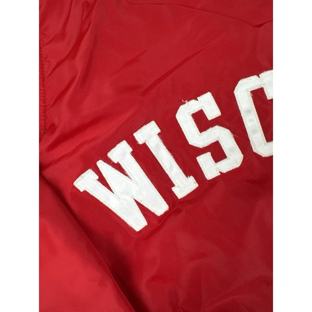 Vintage 70s Russell Athletic Wisconsin Badgers Lined Nylon Windbreaker USA M